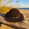 Summer hat with white strap